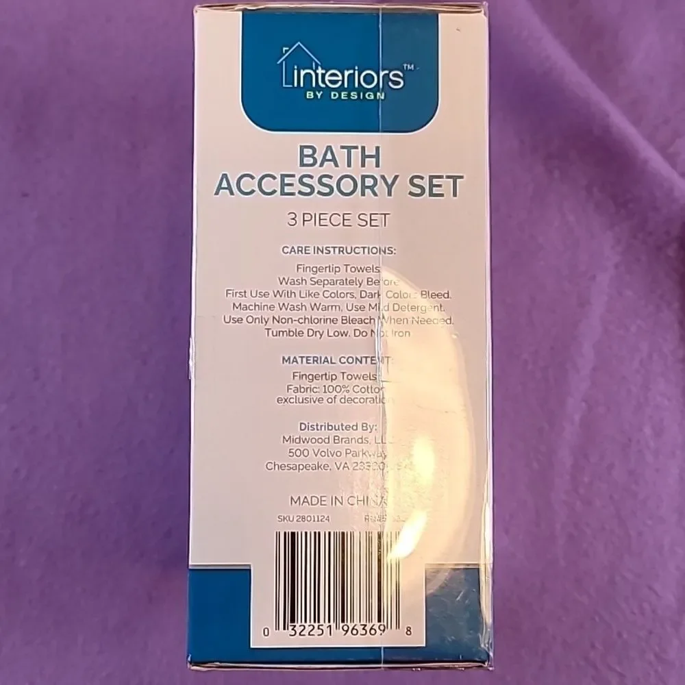 0721. NWB ~ 100% Cotton ~ 2 Fingertip Towels & Soap Dispenser